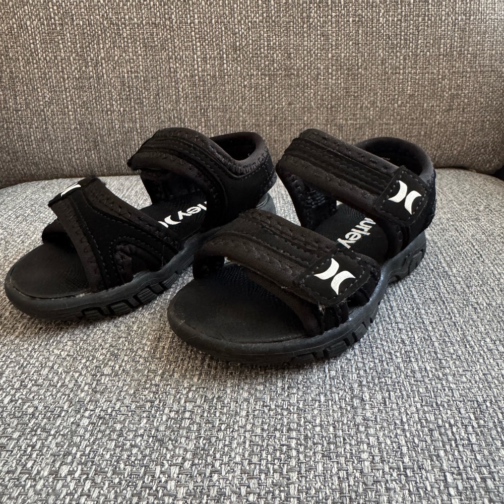 Hurley Kids Black Strap Sandals